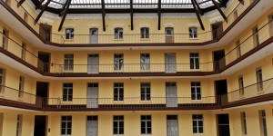 Le familistère Godin, Le pavillon central du palais social